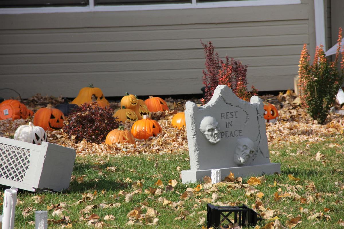 Anoka Halloween house decorating contest ABC Newspapers