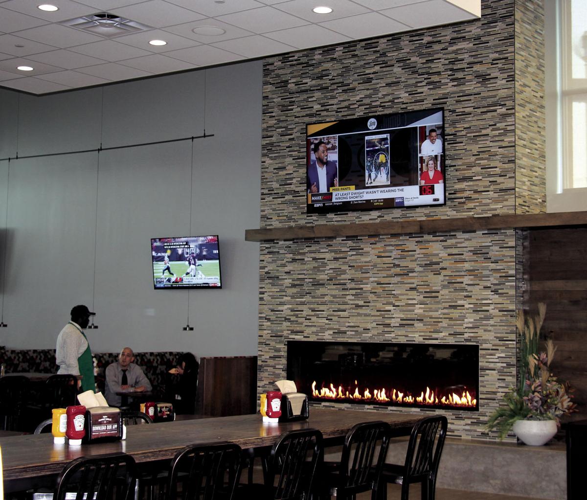 Much Anticipated Maple Grove Hy Vee Officially Open Local News Hometownsource Com