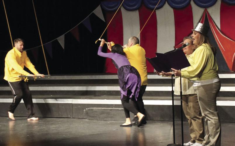 ‘Wastebasket Revue’ celebrates 52 years of scholarships Brooklyn Park