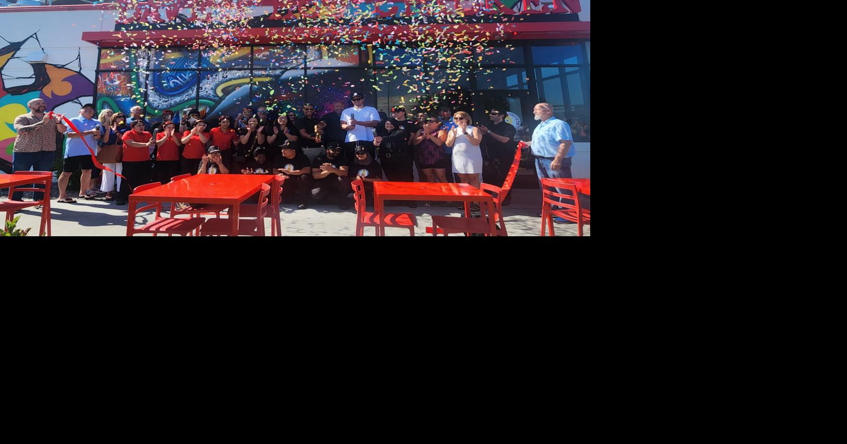 Dave's Hot Chicken opens in Rogers