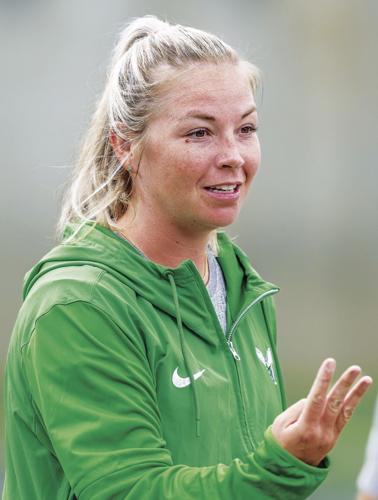 Hornet girls reward new coach with win | Sports | hometownsource.com