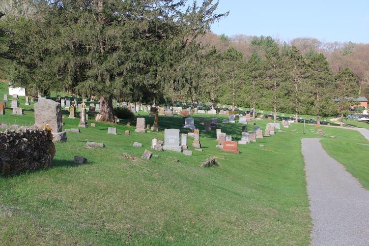 Mount Hope Cemetery in Hokah falls on hard times Local News