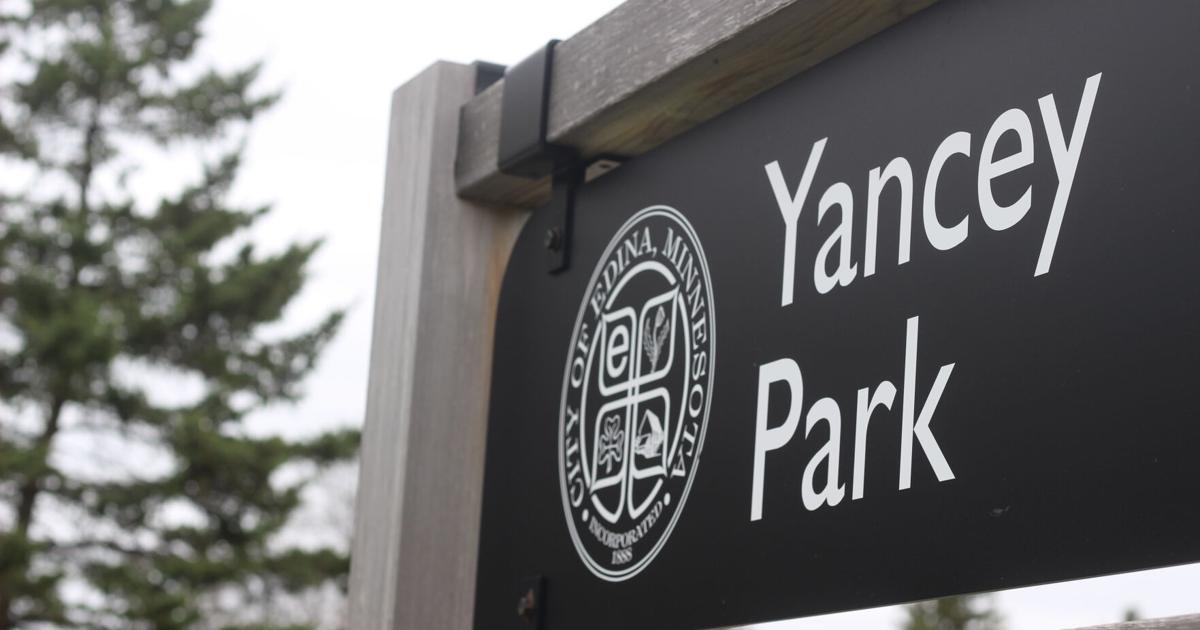 Edina's approved park ordinance drops permit requirement for large groups