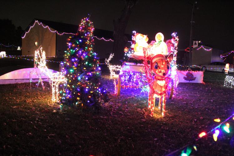 The show goes on Volunteers, Anoka County Fair continue Holiday in