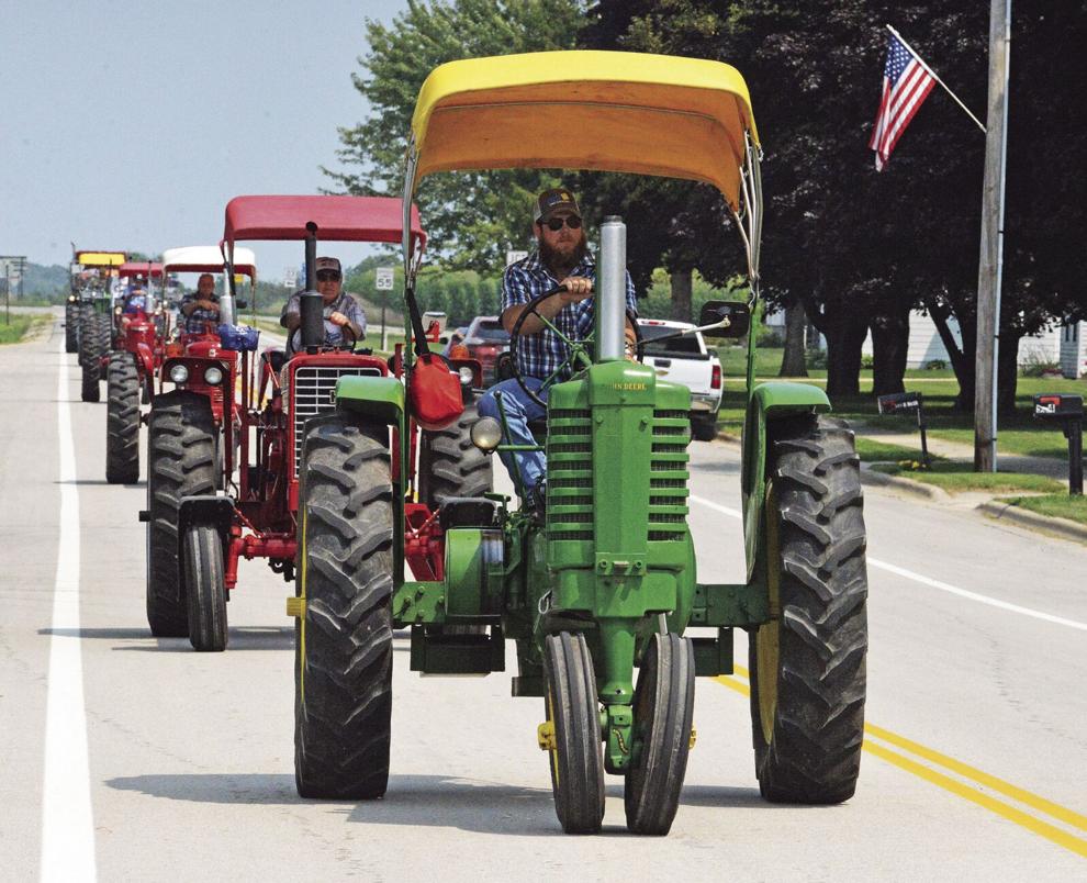 North Iowa Tractor Ride rolls through Eitzen Local News