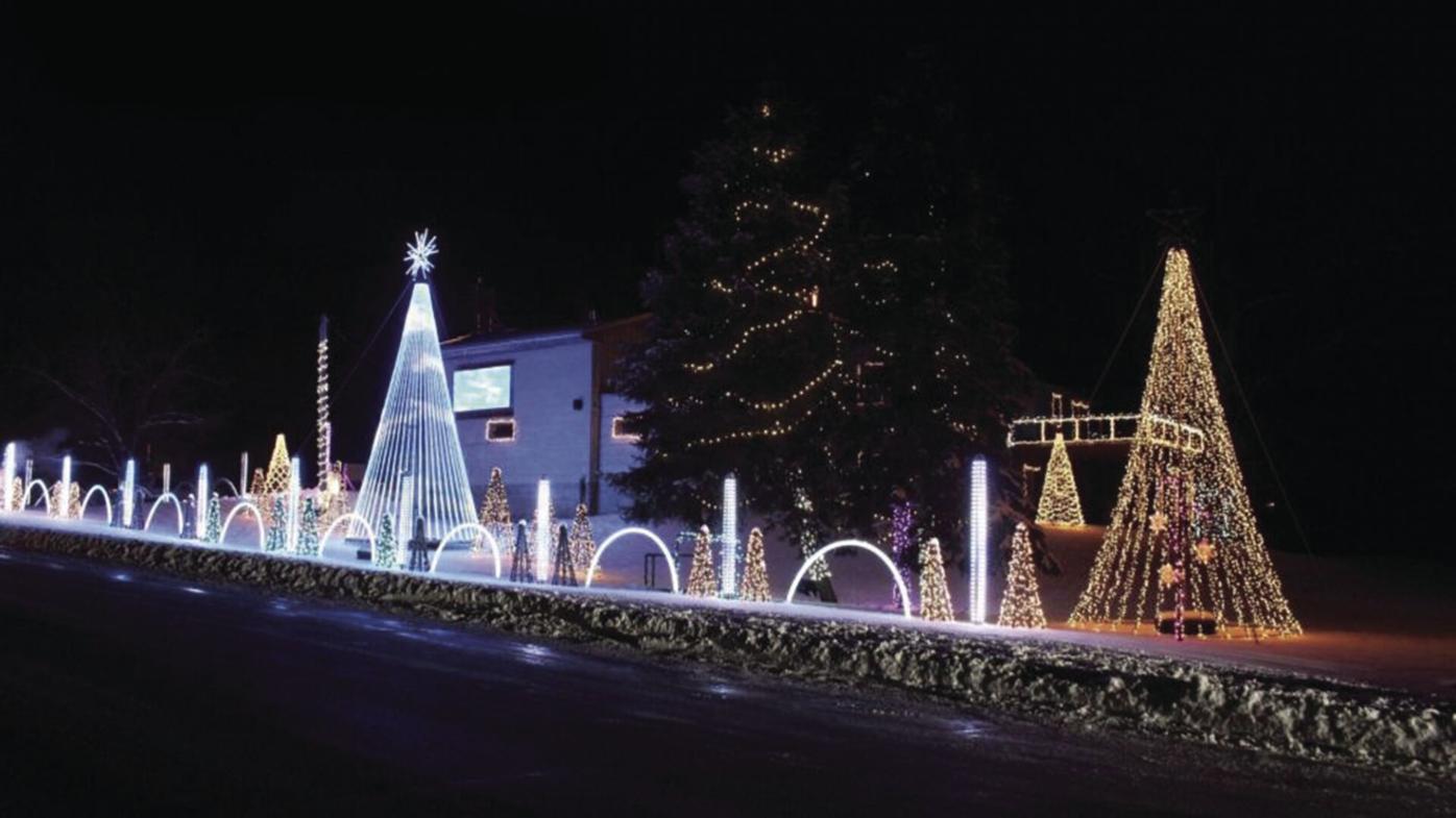 CR holiday lights winners 1 CMYK.jpg