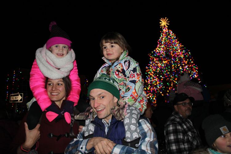 Record attendance for a record Anoka tree Community