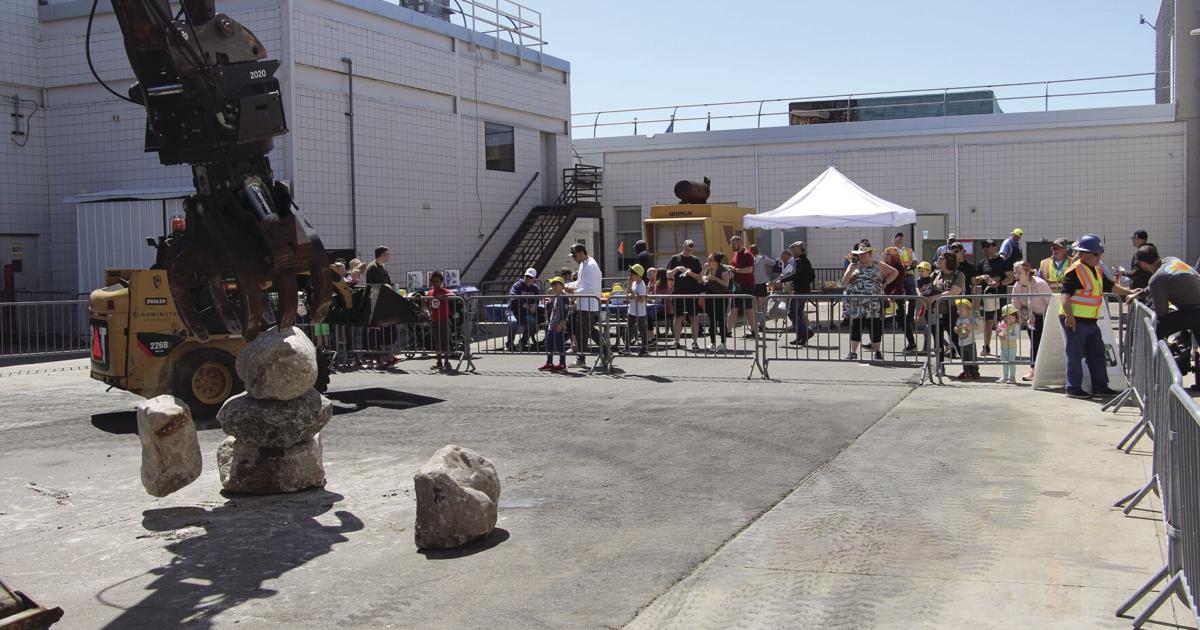 Bloomington Public Works open house | Bloomington | hometownsource.com