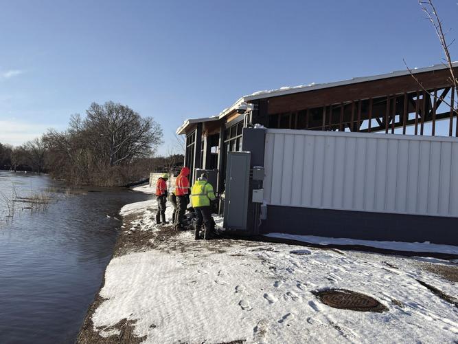 Mississippi River continues to rise in Champlin Local News