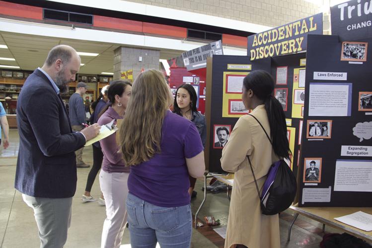 Nine FMS students advance to National History Day state competition