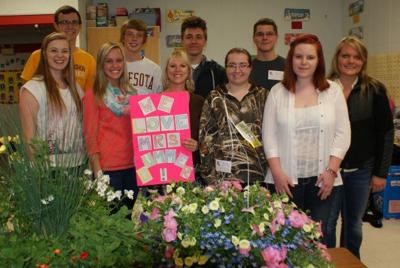 Rod Dummer Graduating seniors honor their kindergarten teacher | Local News ...