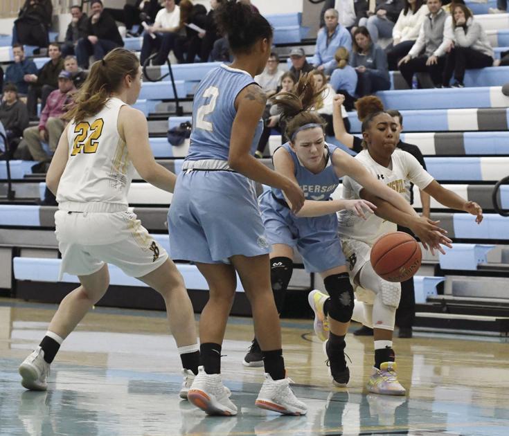 Jefferson Girls Basketball Develops Under New Coach Bloomington