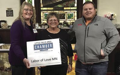 Lindy Greeters visit Labor of Love | | hometownsource.com
