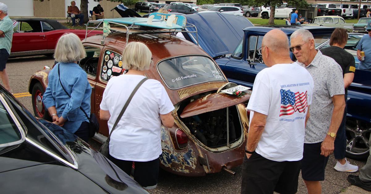 Dancin' & Cruisin' revs up Apple Valley Freedom Days