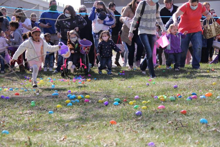 Crowds turn up for egg hunt at North Point Church in Coon Rapids