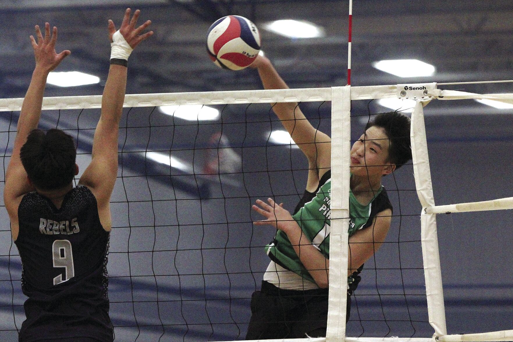 Pirates defeat Rebels boys volleyball in Brooklyn Park battle