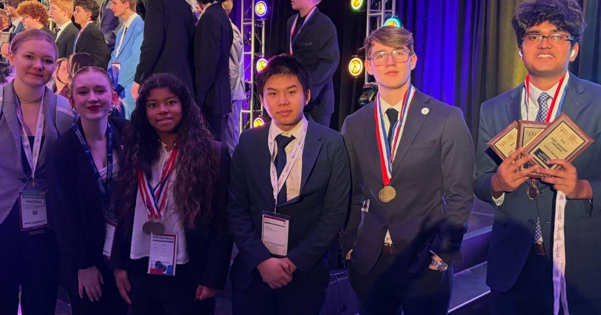 Bpa Deca District 196 students earn top honors at DECA and BPA state conferences ...
