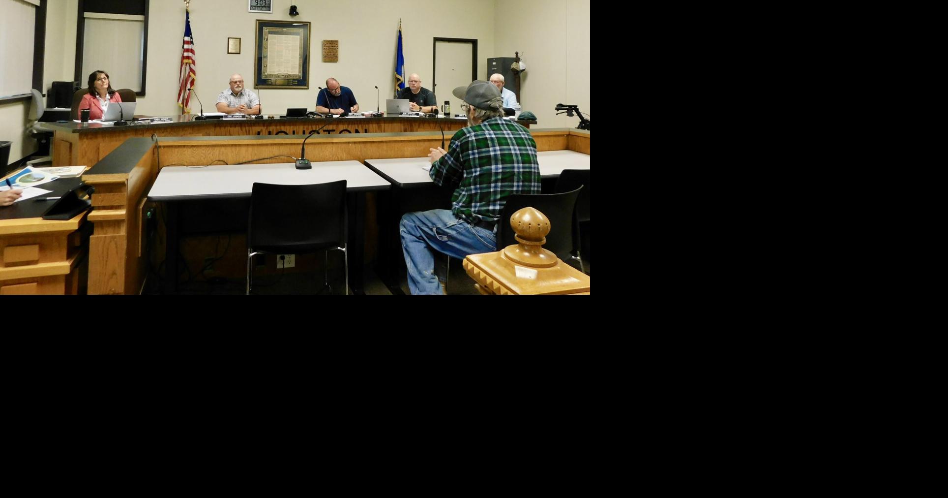 County Commissioners extend solar moratorium | Local News ...