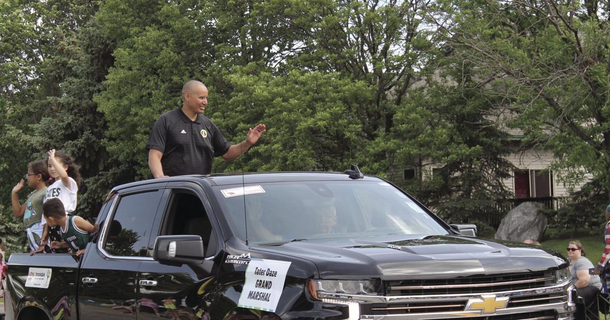 PHOTOS Tater Daze parade returns to Brooklyn Park Free