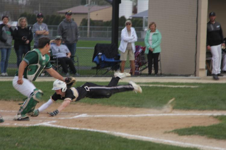 Caledonia baseball team splits home and away against La CrescentHokah Sports