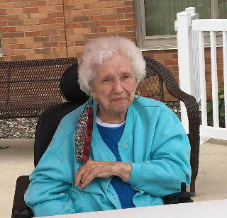 Lillian Eileen (Reynolds) Erwin | Obituaries | hometownsource.com