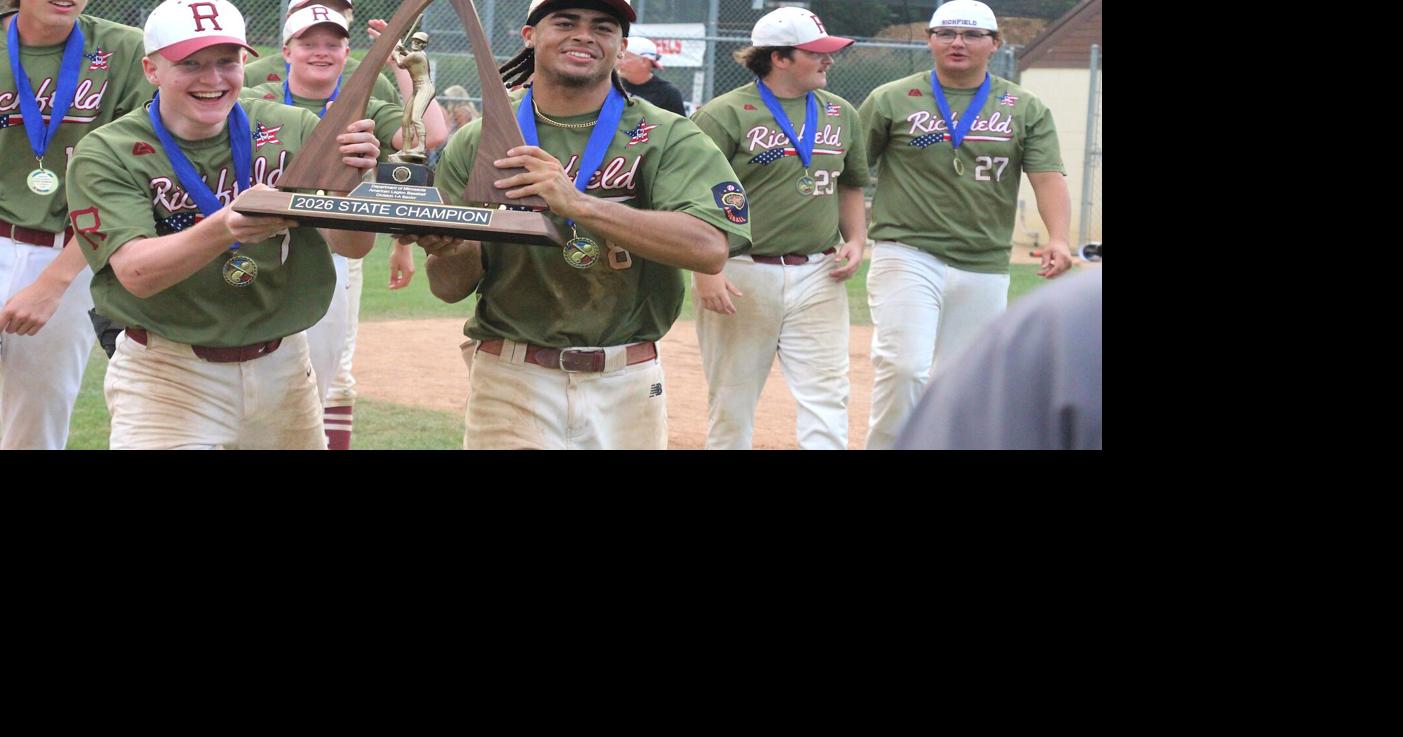 Reds defeat Zimmerman to secure historic championship
