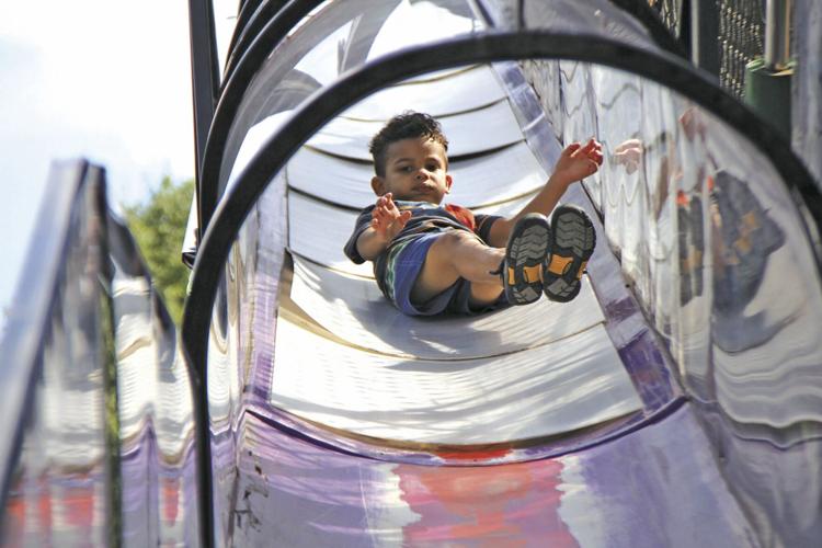 Columbia Heights Jamboree Festival hosts carnival Photos & Video