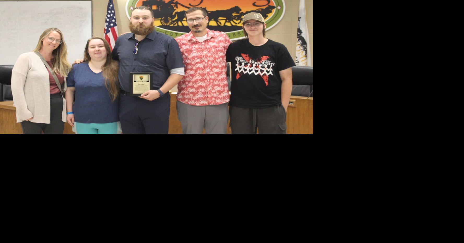 Amazon driver who thwarted Wyoming attempted murder receives life-saving medal