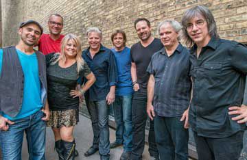 Rock the stadium with the Fabulous Armadillos | Arts | hometownsource.com