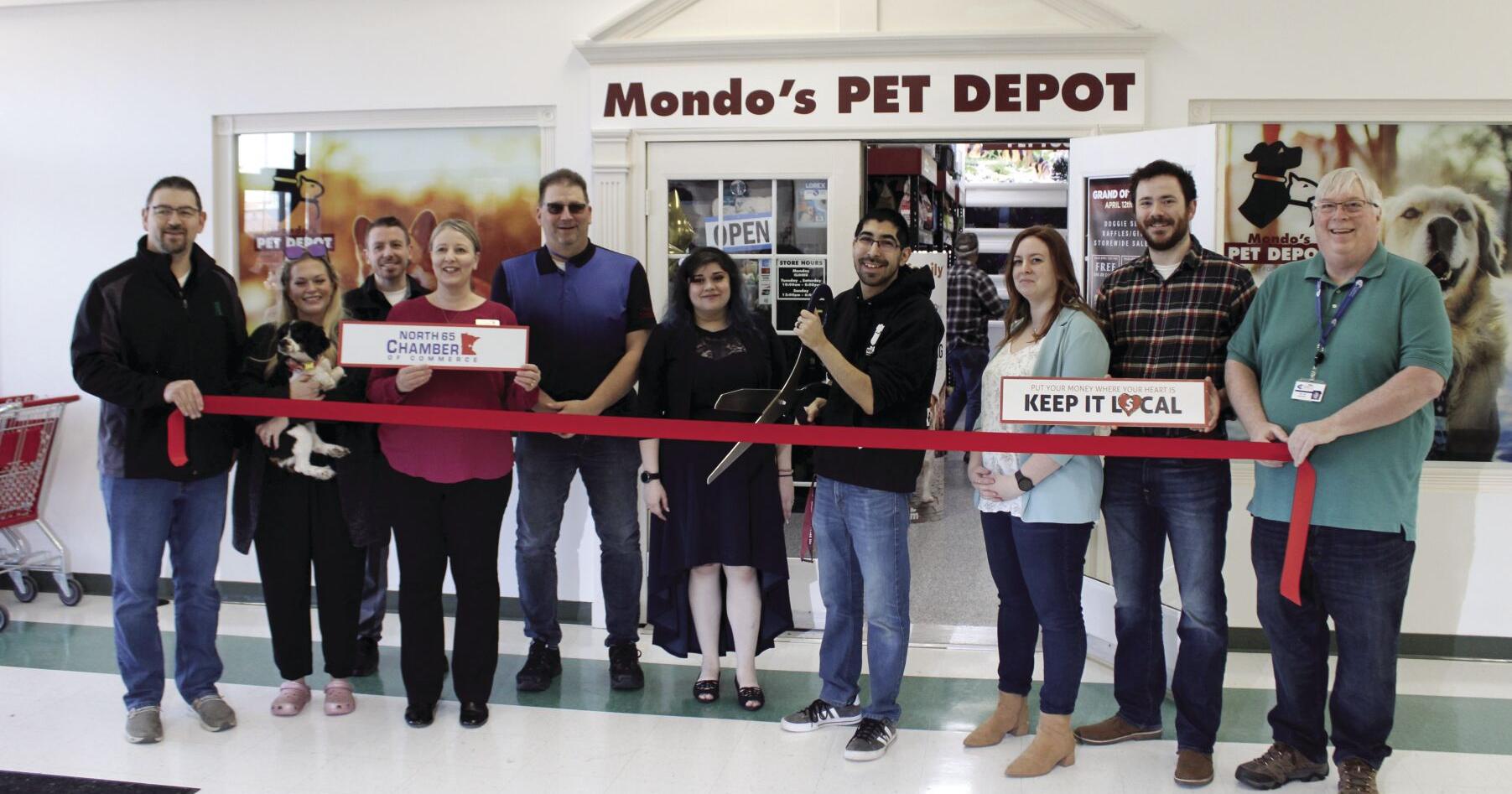 Mondo's Pet Depot holds grand opening | Community - Vimarsana News