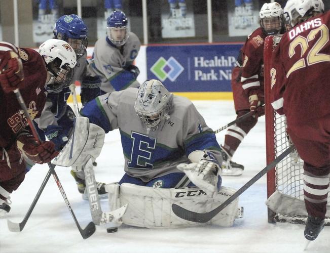 Hockey Lakeville teams move to top of boys, girls standings Sports