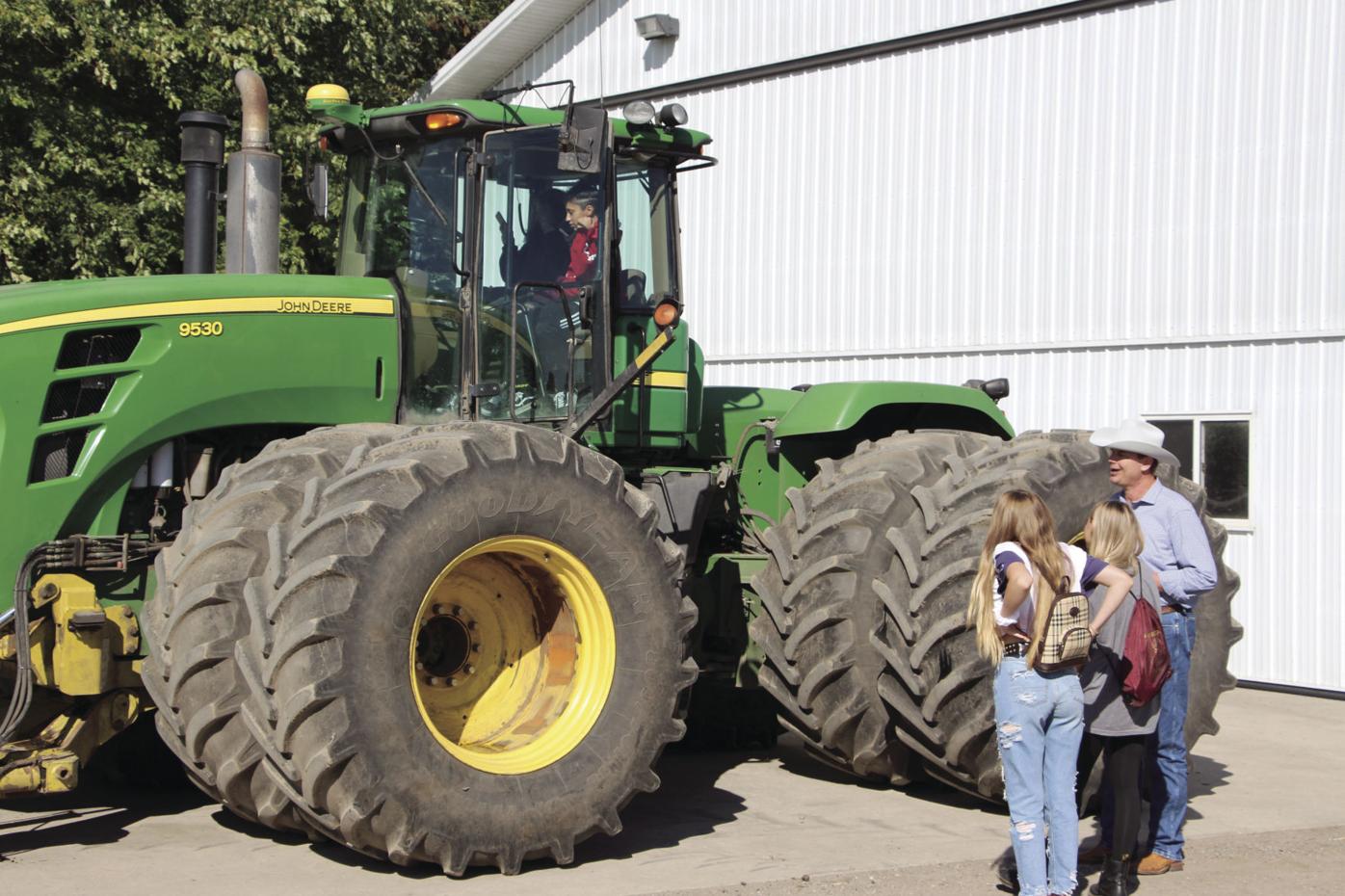 Beef On The Curriculum For Waconia Students Community Hometownsource Com