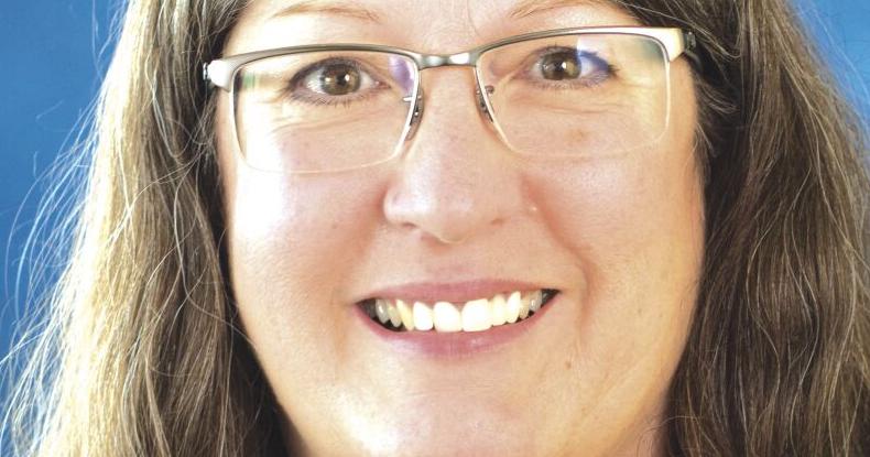 Koch, Geisler move on to general election for District 4 County Commissioner
