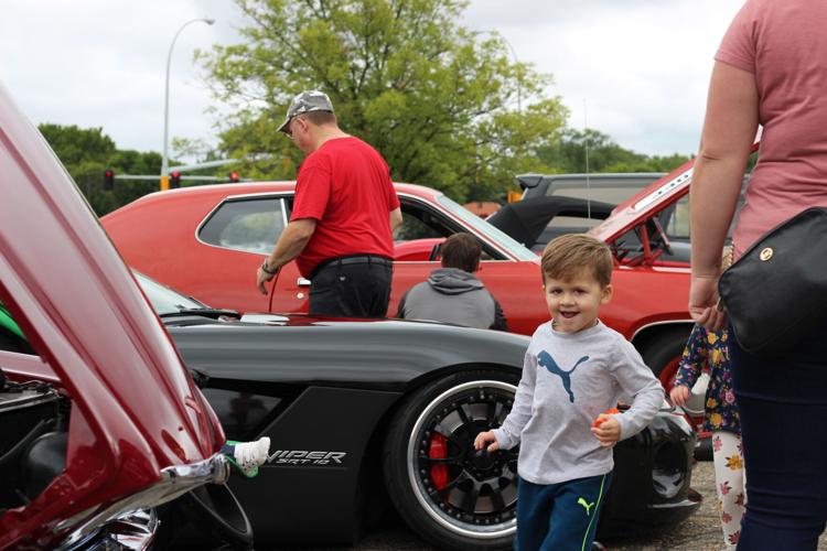 Rotary Club of Edina hosts 2ndannual car show Community