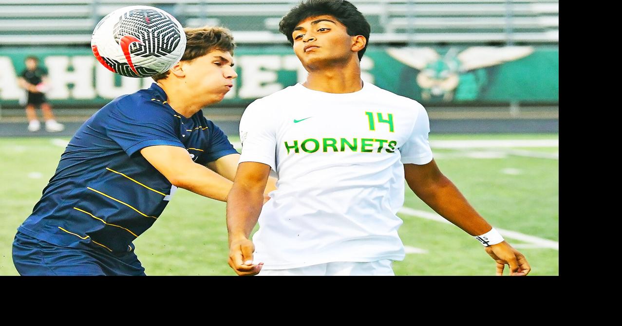 Edina's defending state champs start fast