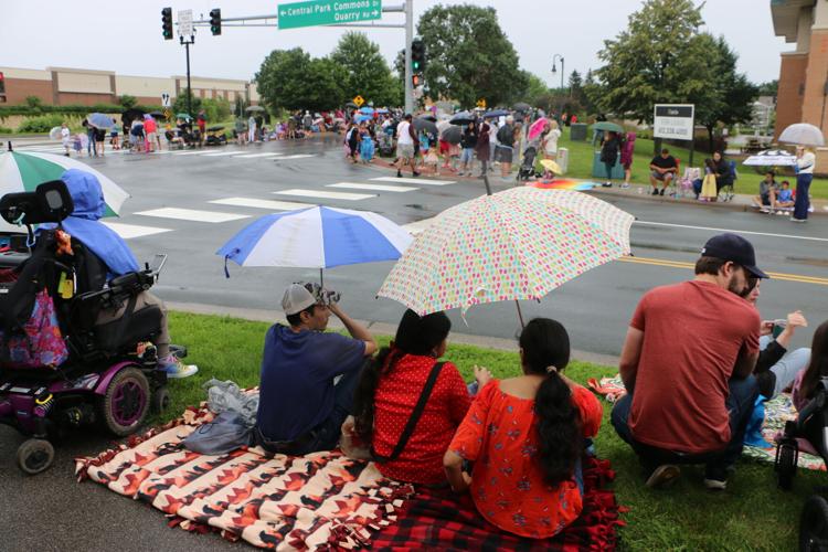 2024 Eagan Funfest Parade floats through rain to entertain Free