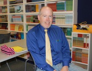 Valley Middle School's Dan Dudley named KS95 Teacher of the Week