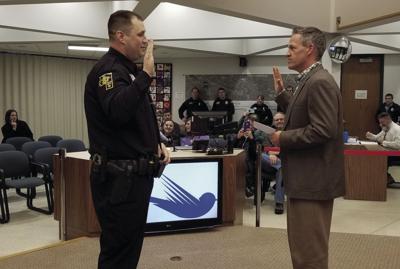 New Police Officer Takes Oath Of Office In Robbinsdale Sun Post Hometownsource Com