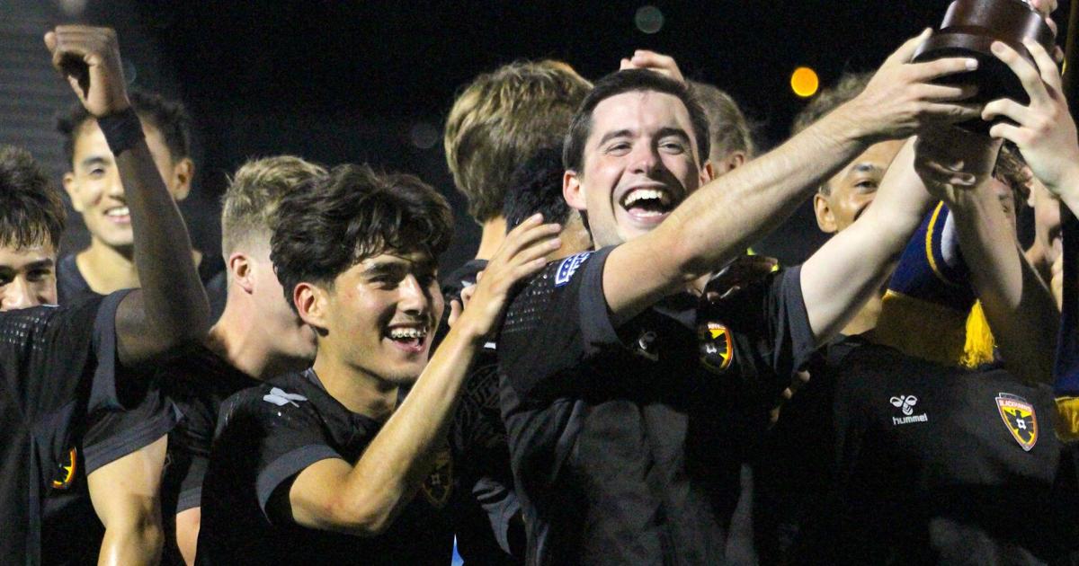 Camacho makes difference as Blackhawks win super cup