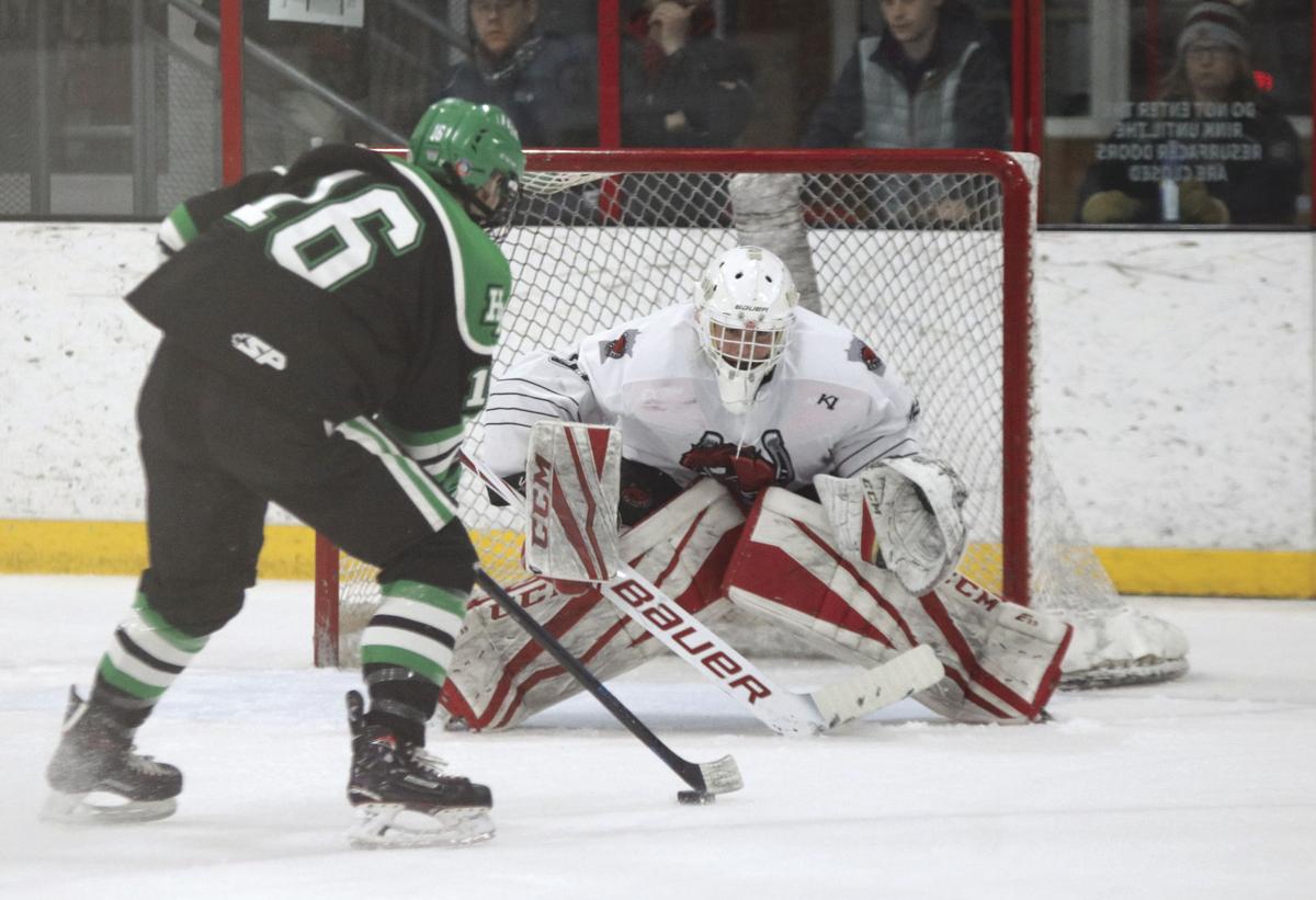 Boys Hockey Ponies Fall Short Against Hill Murray Free