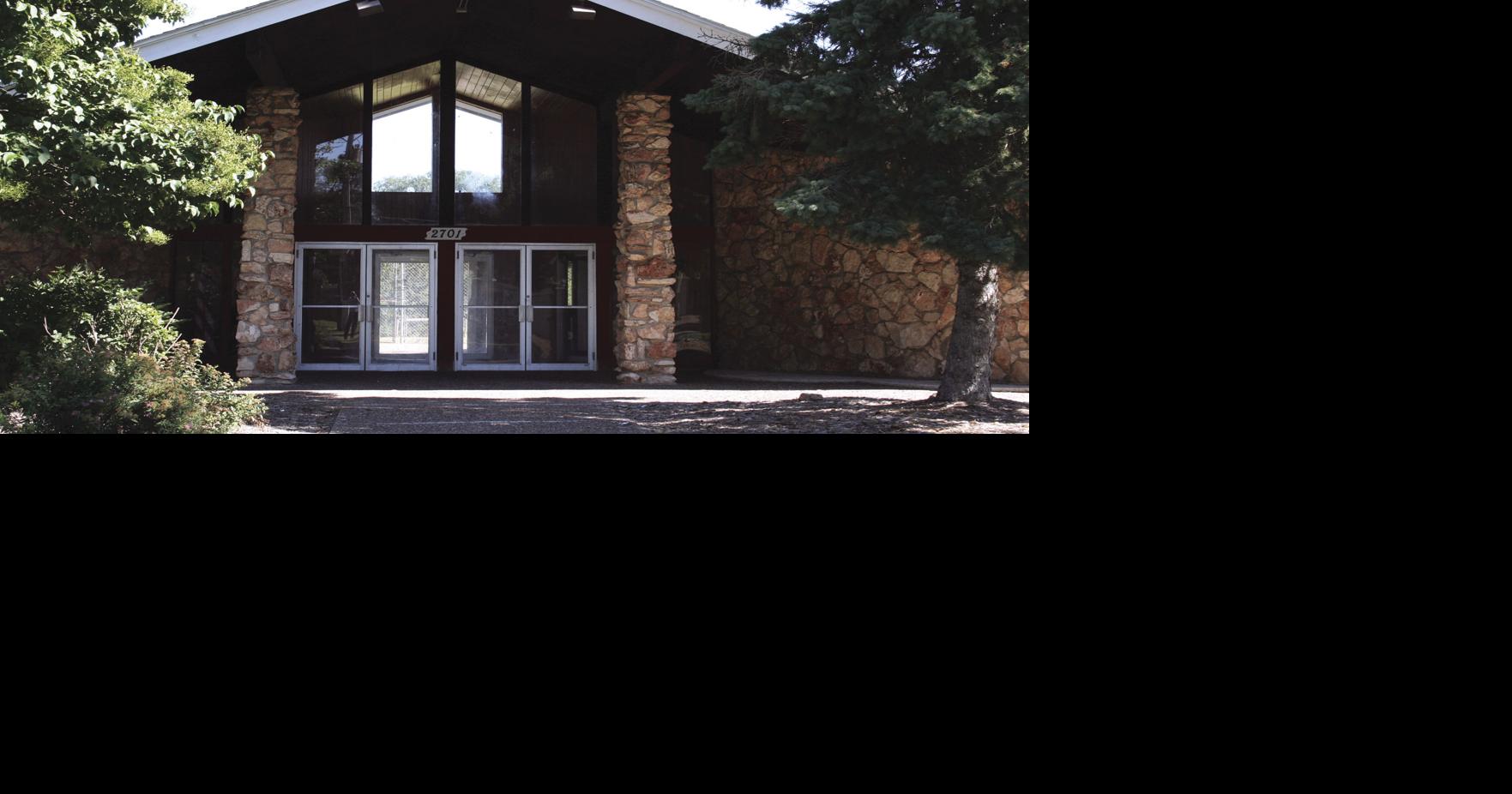 Riverwind Community Building will stay Coon Rapids