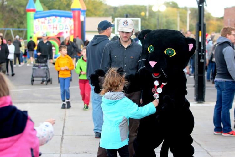 Parker Elementary School celebrates 50 years at fall carnival