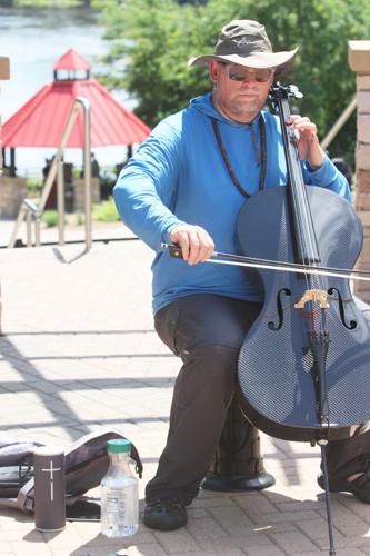 Graphite Cello Rivers headed to Gulf of Mexico, playing his cello along the way | Elk ...