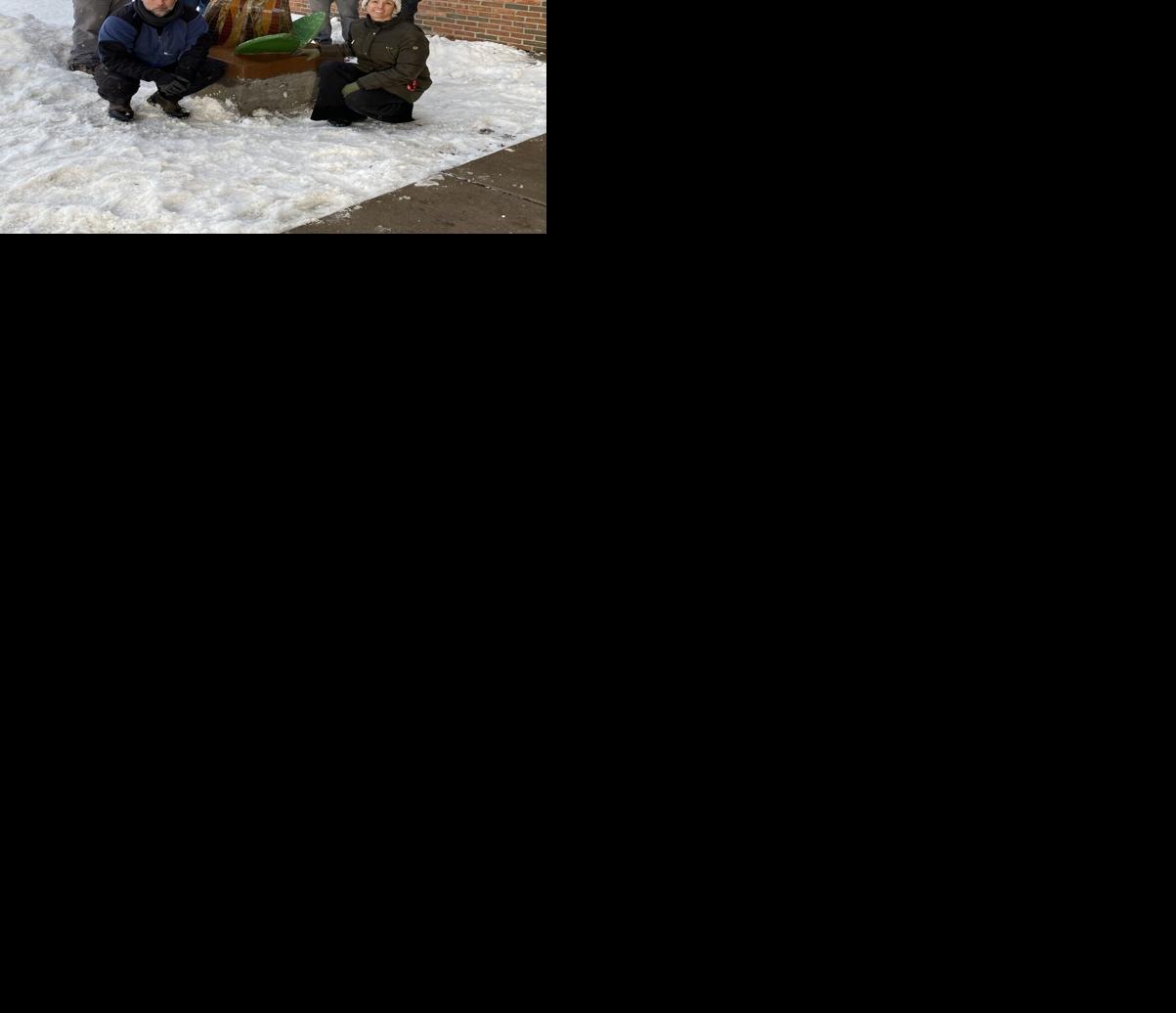 New sculpture in Lakeville takes flight Free