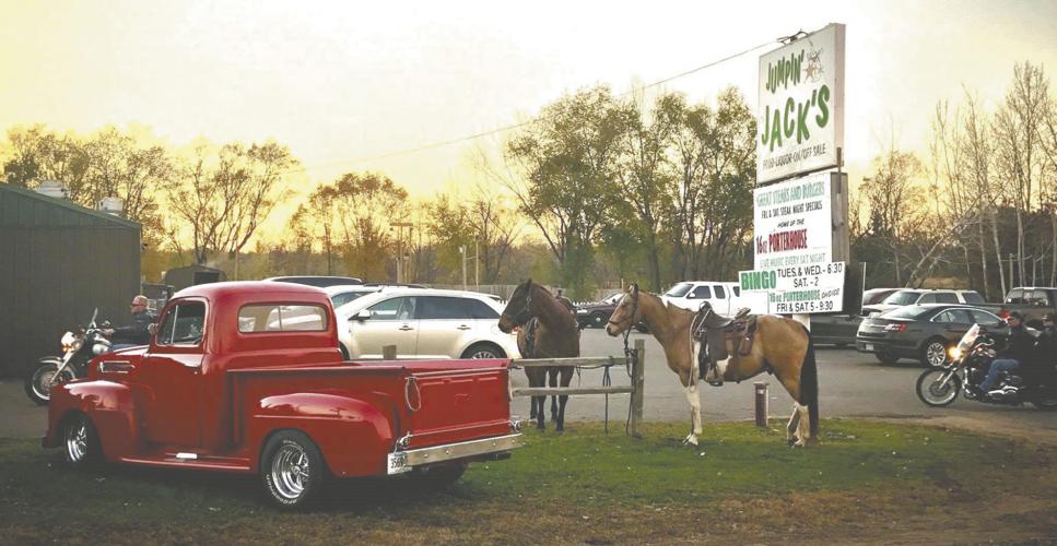 Jumpin’ Jacks named one of Minnesota’s favorite country restaurants