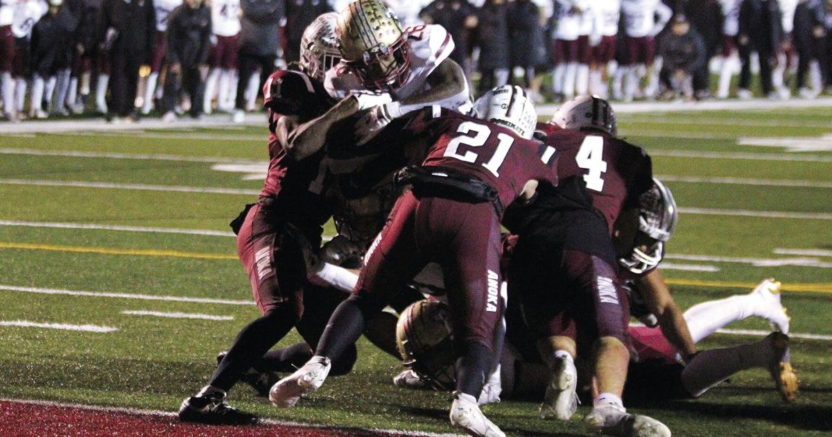 State Fast Football: Late 2-point stop sends Anoka to state, fast start fuels ...