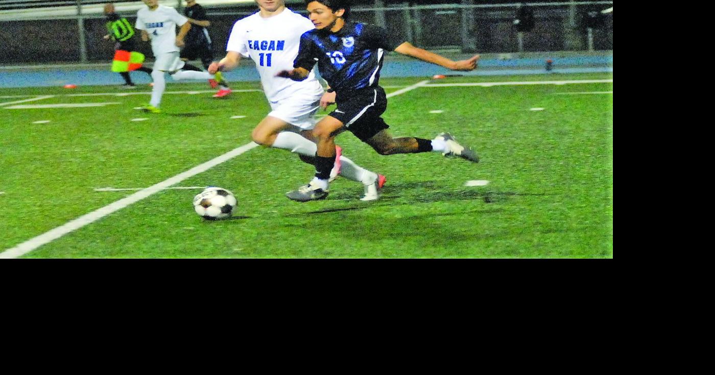 Defense carries Eastview boys soccer to state tournament