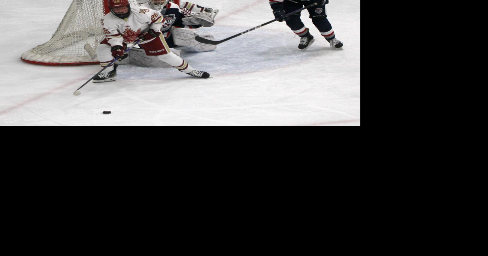 Crimson girls hockey wins Lake Conference debut