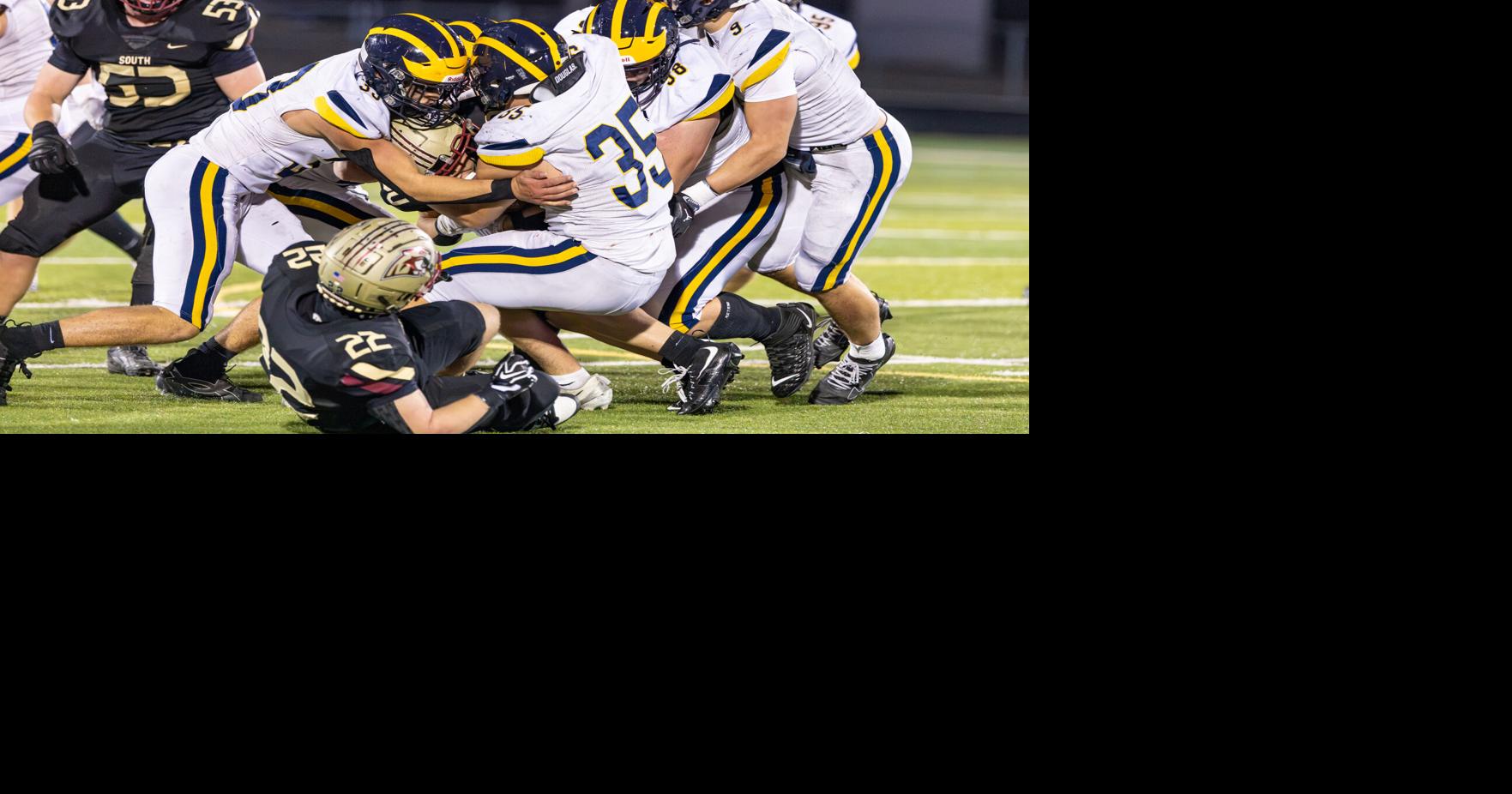 Football playoffs: Irish, Wildcats get first-round home games