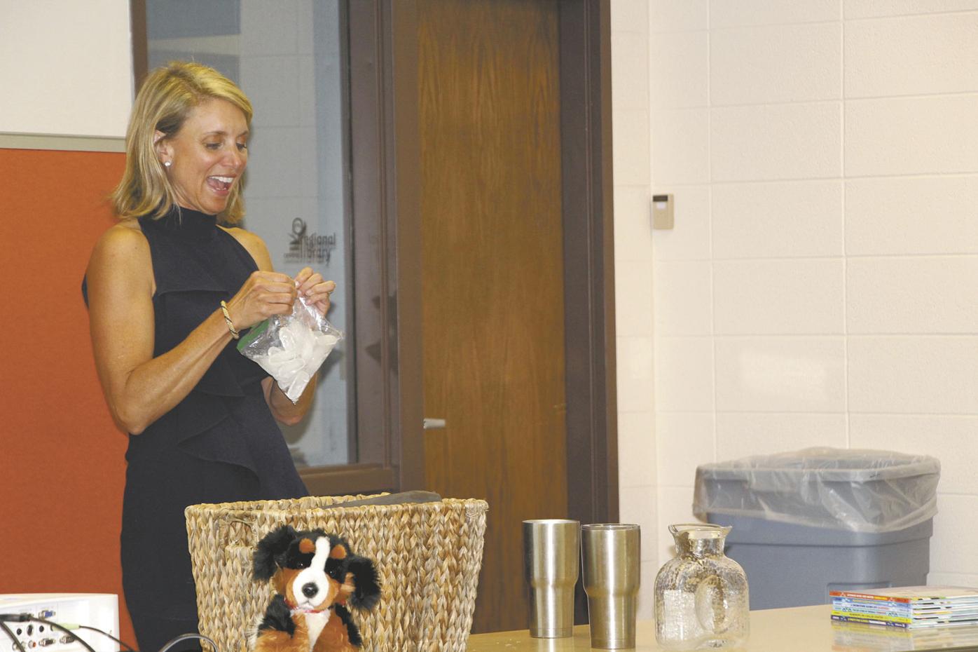 Kare 11’s Belinda Jensen visits Cambridge Public Library Cambridge